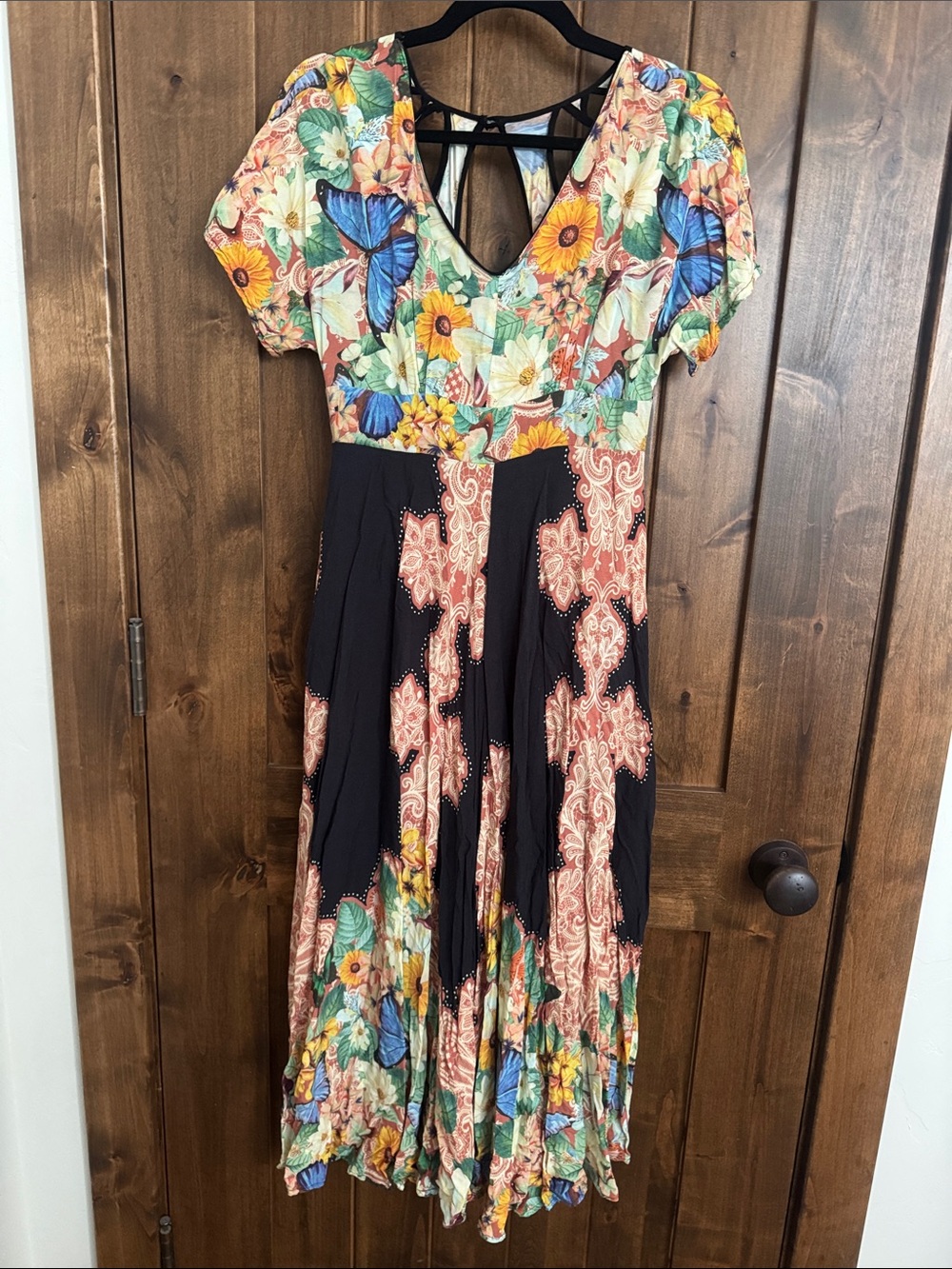 Farm Rio Butterfly Maxi Dress
- Black & Multicolor